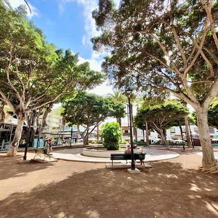 Marina El Muelle * بويرتو ذي لا كروز