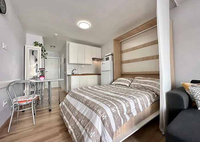 Marina El Muelle 푸에르토 드 라 크루즈